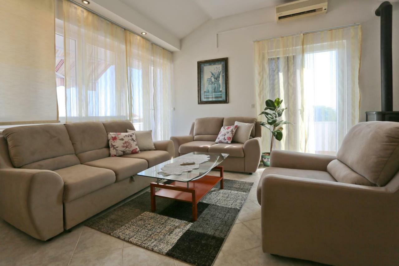 Apartments Nada 扎达尔 外观 照片