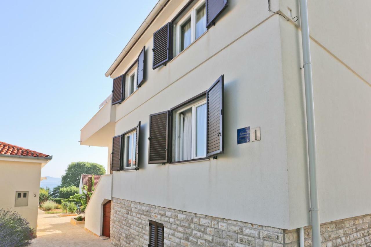 Apartments Nada 扎达尔 外观 照片